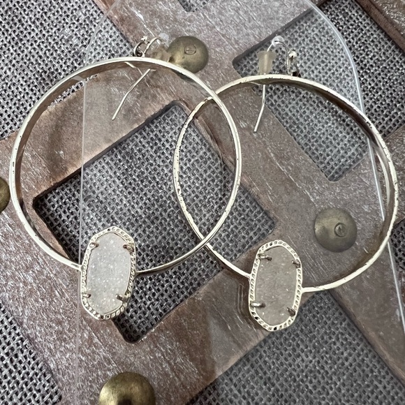 Kendra Scott Earrings - Picture 7 of 12